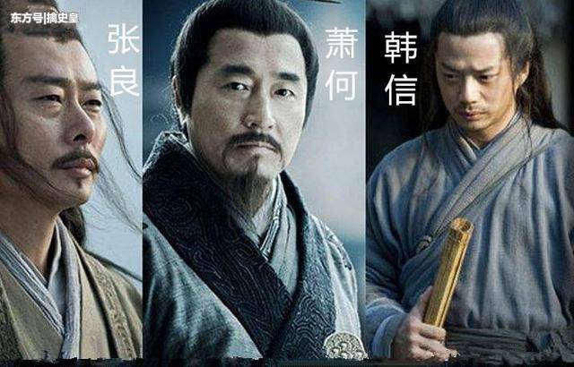 如何化妆修饰脸型 在化妆中修改脸型_xc sports(图3) xc体育