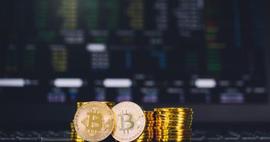 “xc sports”16岁女孩饭店打工20天,结算工资时却欠老板195元(图4) xc体育