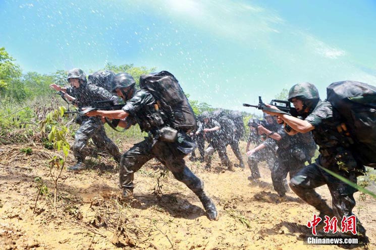 xc体育-杨舒婷最新写真曝光 温柔古典演绎绝美中国风(图2) xc体育